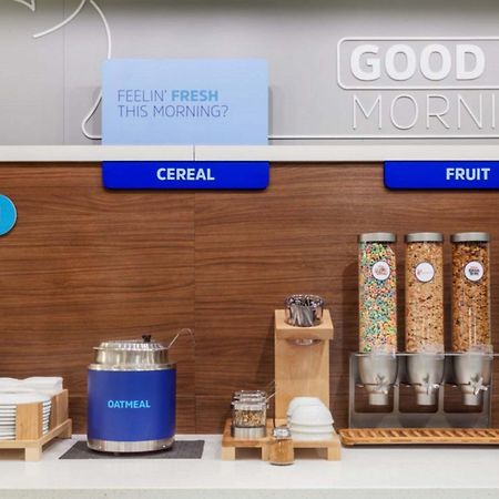 Holiday Inn Express Grand Rapids Southwest By Ihg Grandville Exteriör bild