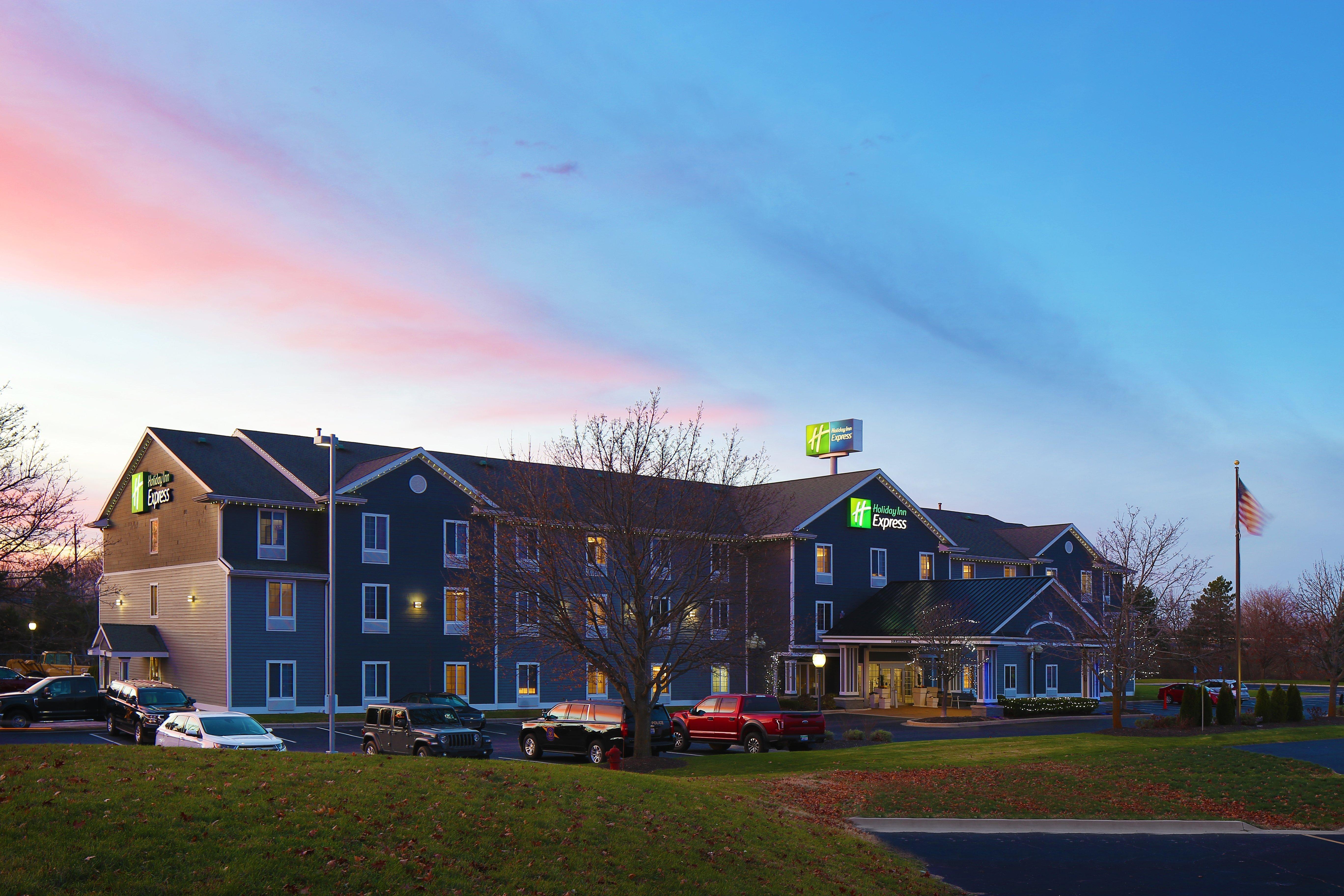 Holiday Inn Express Grand Rapids Southwest By Ihg Grandville Exteriör bild